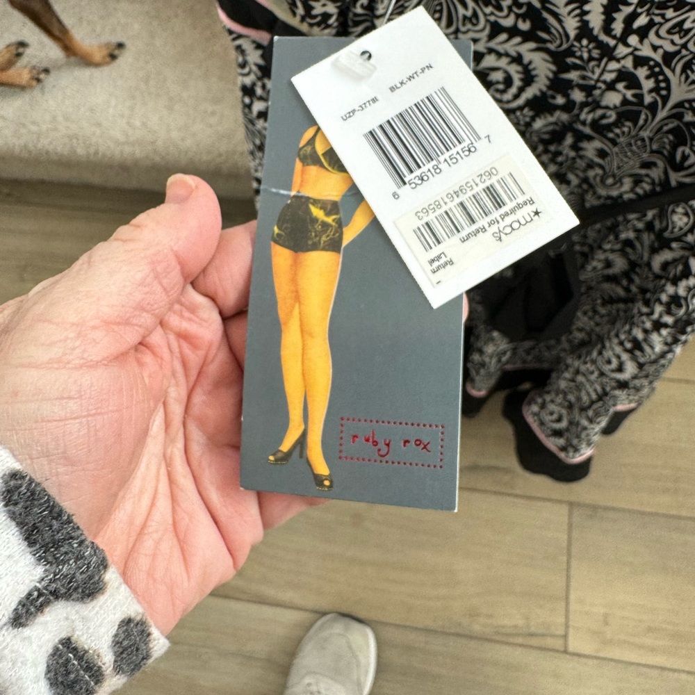 Ruby Rox dress - Picture 4 of 5